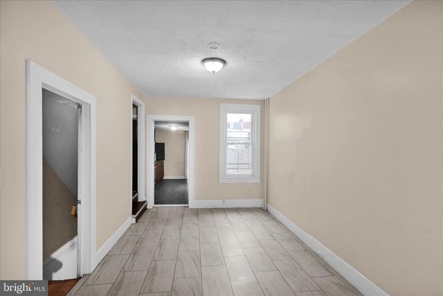 230 S 4TH ST, Reading, PA 19602