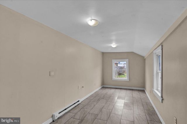 230 S 4TH ST, Reading, PA 19602