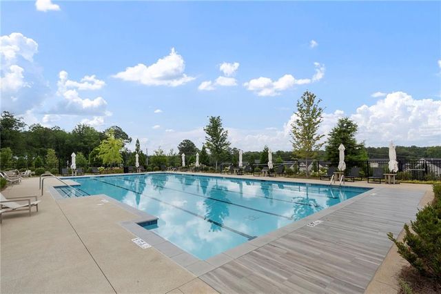 582 Meadow Way, Woodstock, GA 30188