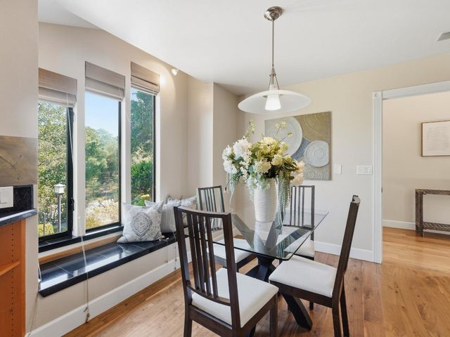 5666 Arboretum Drive, Los Altos, CA 94024