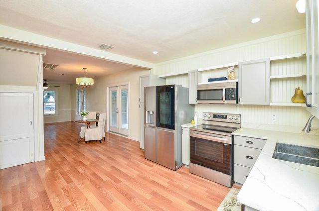 1615 Eagle Lake Road, Sealy, TX 77474