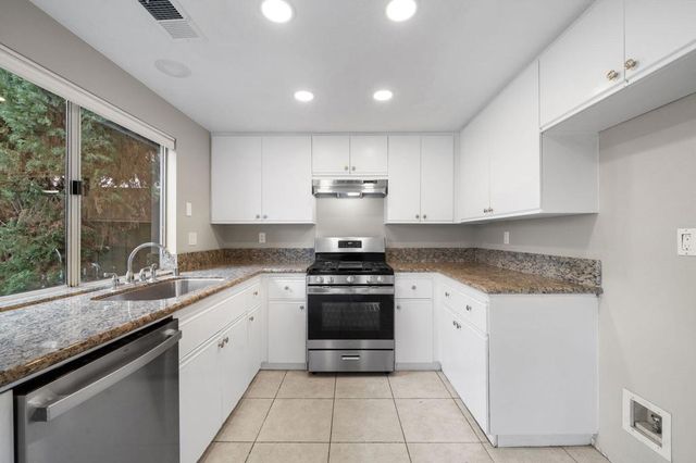 1 Saint Isabella, Laguna Niguel, CA 92677