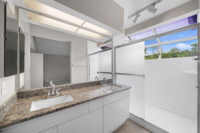 1 Saint Isabella, Laguna Niguel, CA 92677