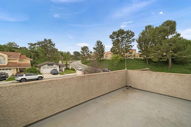 1 Saint Isabella, Laguna Niguel, CA 92677