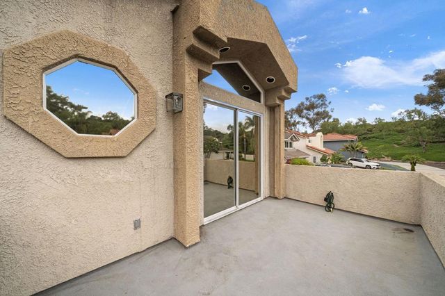 1 Saint Isabella, Laguna Niguel, CA 92677