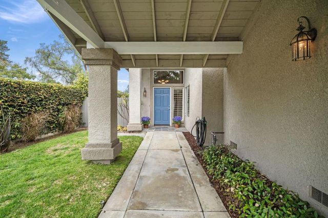 1 Saint Isabella, Laguna Niguel, CA 92677