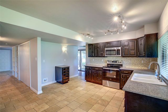 4232 Sweetgum Way, Fort Worth, TX 76133