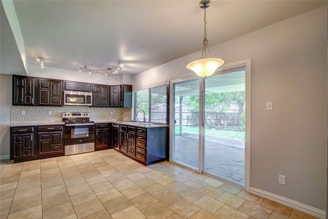 4232 Sweetgum Way, Fort Worth, TX 76133