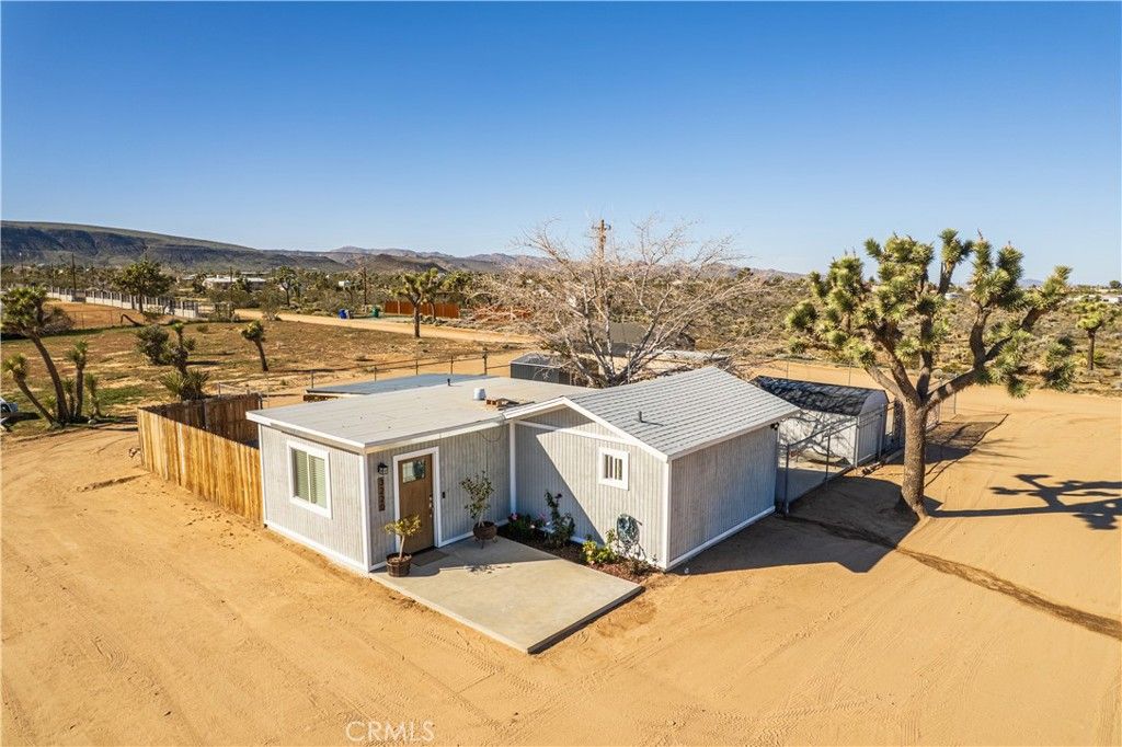 Image 1 of property listing at 3220 Sage, Yucca Valley, CA 92284