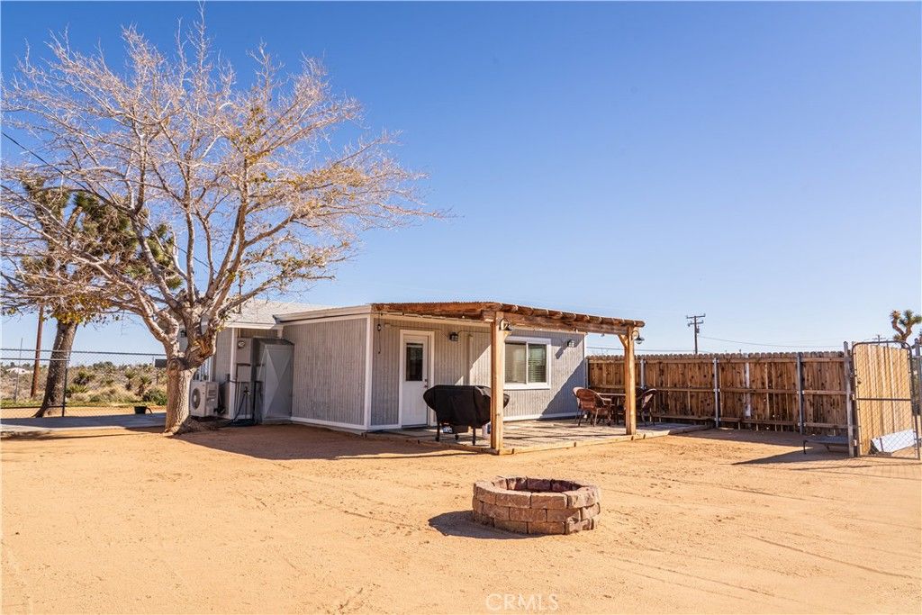 Image 33 of property listing at 3220 Sage, Yucca Valley, CA 92284