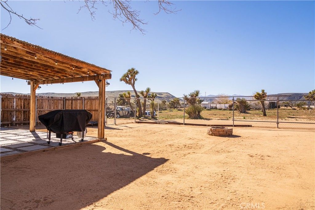 Image 35 of property listing at 3220 Sage, Yucca Valley, CA 92284