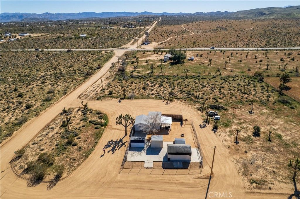 Image 51 of property listing at 3220 Sage, Yucca Valley, CA 92284