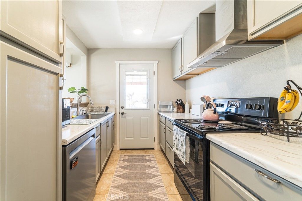 Image 9 of property listing at 3220 Sage, Yucca Valley, CA 92284