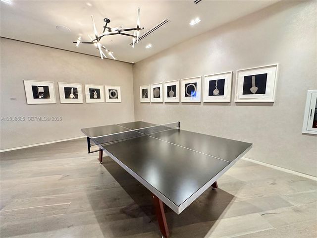 650 NE 32nd Street 1404, Miami, FL 33137