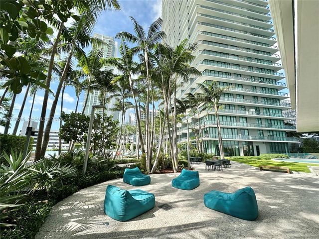 650 NE 32nd Street 1404, Miami, FL 33137