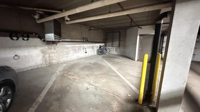 7401 W 101st Street 121, Bloomington, MN 55438