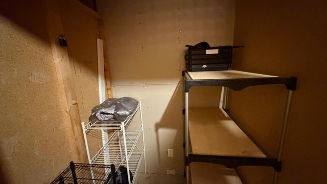 7401 W 101st Street 121, Bloomington, MN 55438