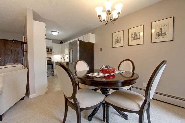 7401 W 101st Street 121, Bloomington, MN 55438