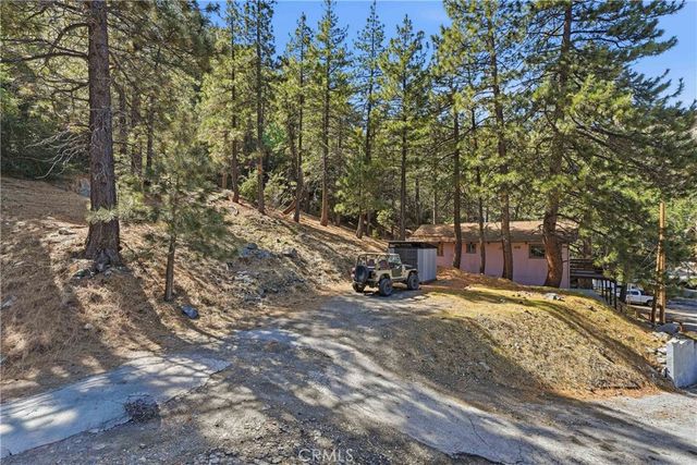 2073 Mojave Scenic, Wrightwood, CA 92397