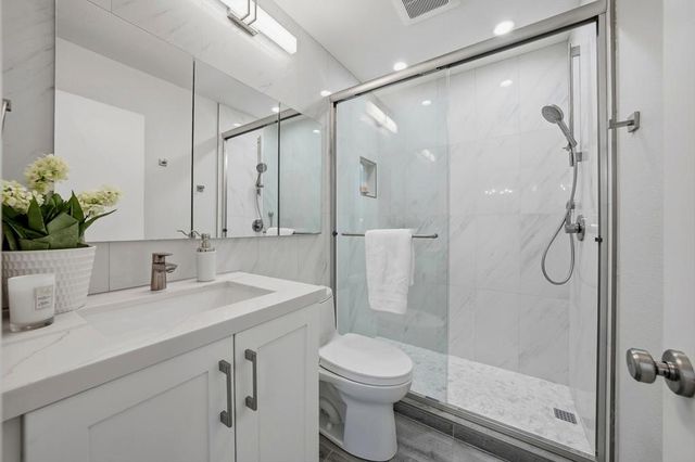 48963 Canyon Crest Lane, Palm Desert, CA 92260