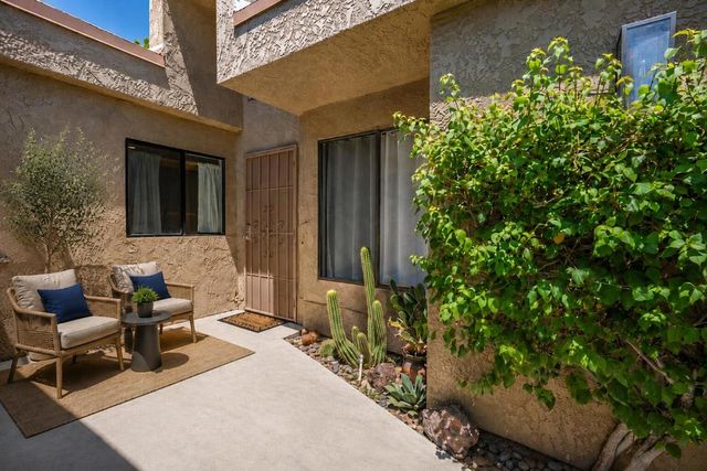 48963 Canyon Crest Lane, Palm Desert, CA 92260
