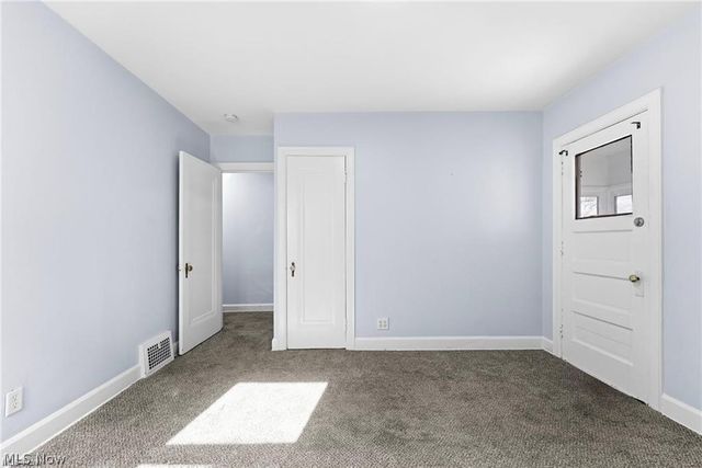876 Eloise Drive Lower, Cleveland Heights, OH 44112