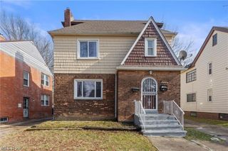 876 Eloise Drive Lower, Cleveland Heights, OH 44112