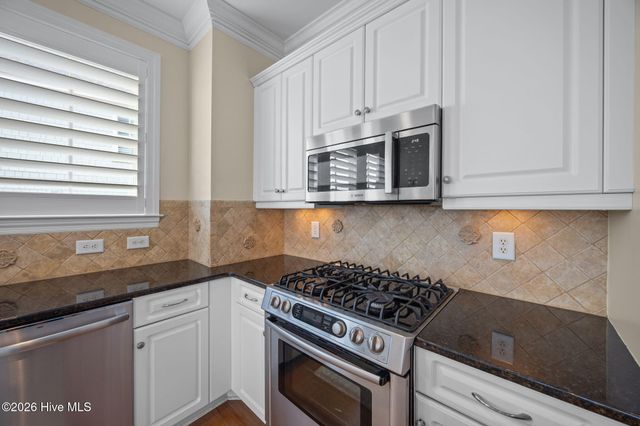 309 Moss Way 4-103, Washington, NC 27889