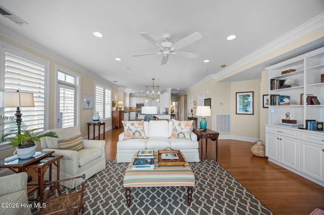 309 Moss Way 4-103, Washington, NC 27889