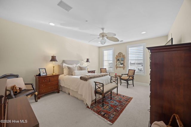 309 Moss Way 4-103, Washington, NC 27889