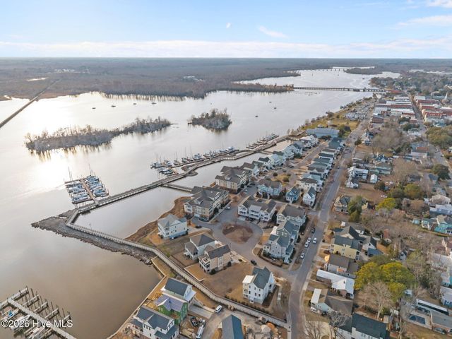 309 Moss Way 4-103, Washington, NC 27889