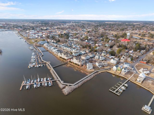 309 Moss Way 4-103, Washington, NC 27889