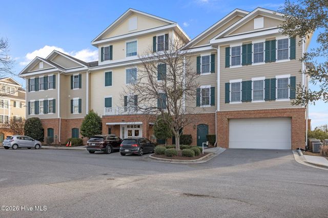 309 Moss Way 4-103, Washington, NC 27889