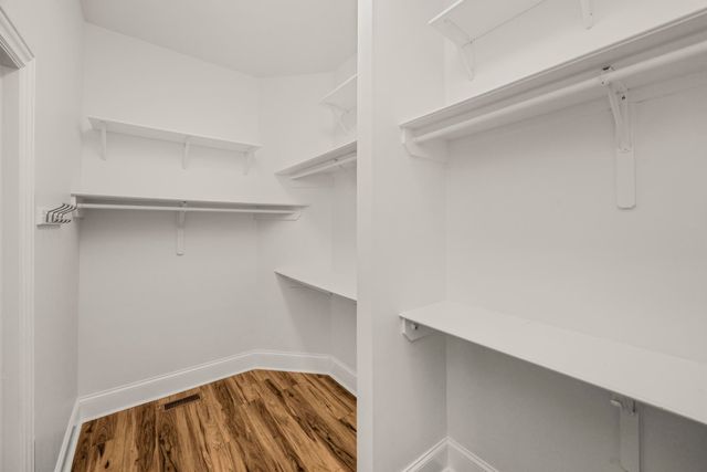 5904 Old Harding Pike, Nashville, TN 37205