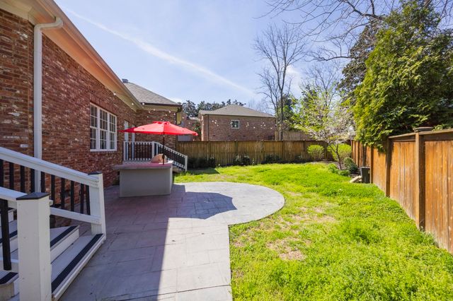 5904 Old Harding Pike, Nashville, TN 37205