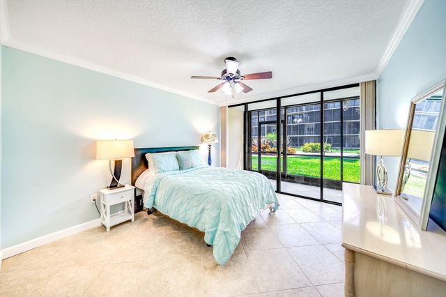 2424 N Federal Highway 107, Boynton Beach, FL 33435