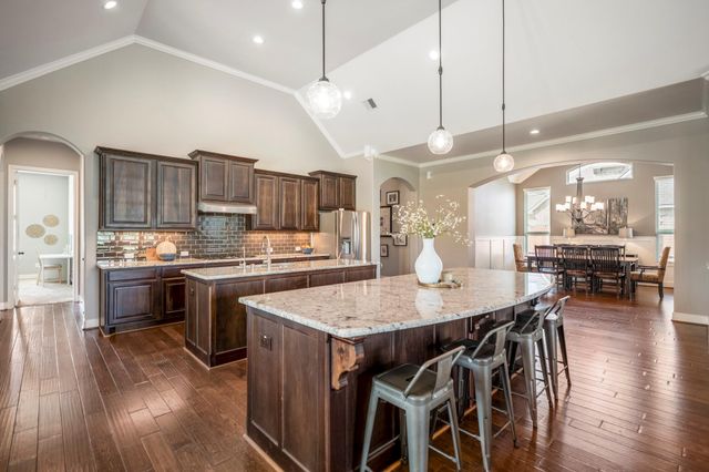 24810 Waterstone Estates Circle W, Tomball, TX 77375
