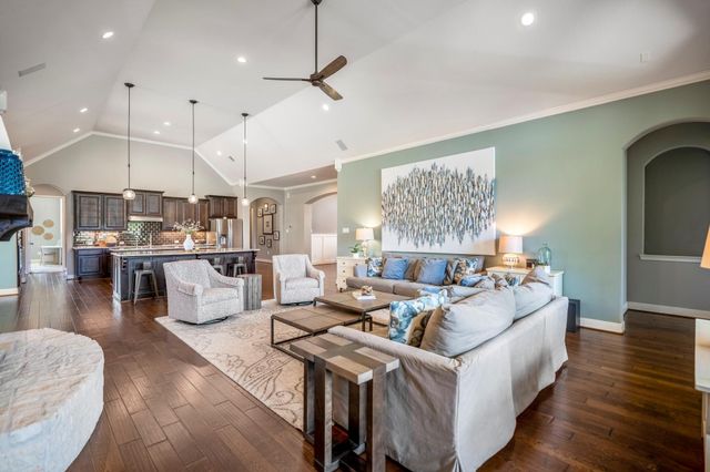 24810 Waterstone Estates Circle W, Tomball, TX 77375