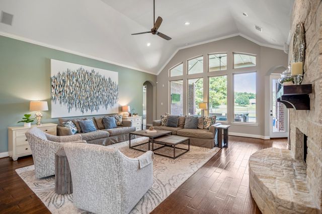 24810 Waterstone Estates Circle W, Tomball, TX 77375