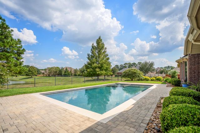24810 Waterstone Estates Circle W, Tomball, TX 77375