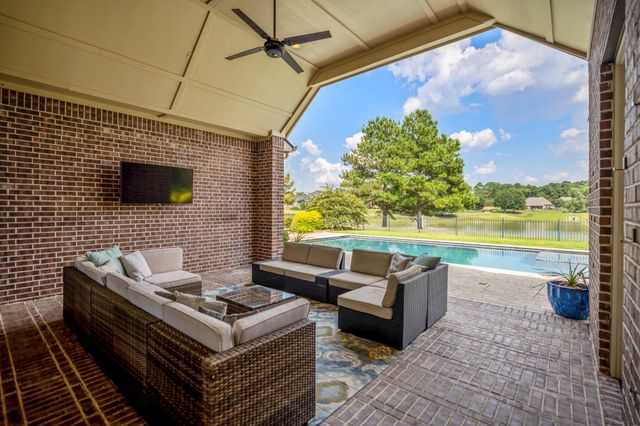 24810 Waterstone Estates Circle W, Tomball, TX 77375