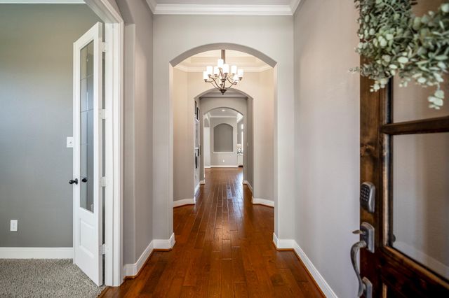 24810 Waterstone Estates Circle W, Tomball, TX 77375
