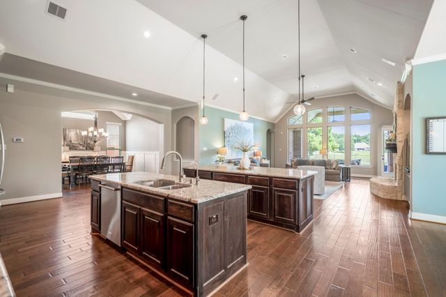 24810 Waterstone Estates Circle W, Tomball, TX 77375