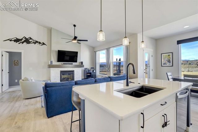 3962 Ivy Hill Drive, Colorado Springs, CO 80922