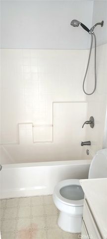 10611 Plainfield, Adelanto, CA 92301