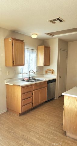 10611 Plainfield, Adelanto, CA 92301