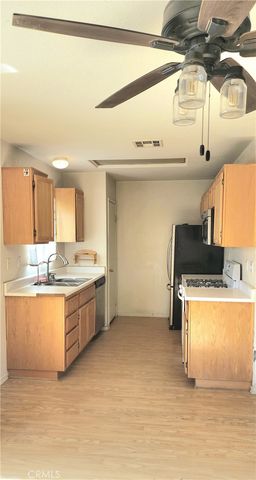 10611 Plainfield, Adelanto, CA 92301