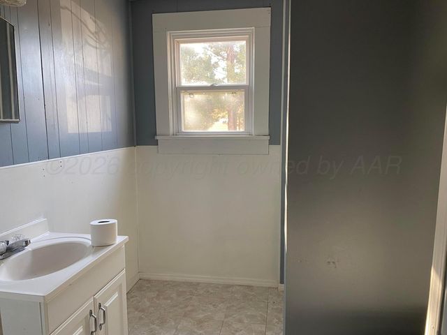 120 Antelope, Canadian, TX 79014