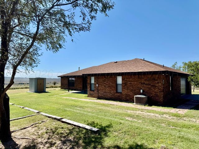 120 Antelope, Canadian, TX 79014