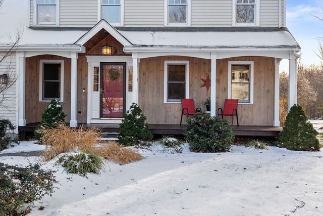 45 Ireta Rd, Shrewsbury, MA 01545